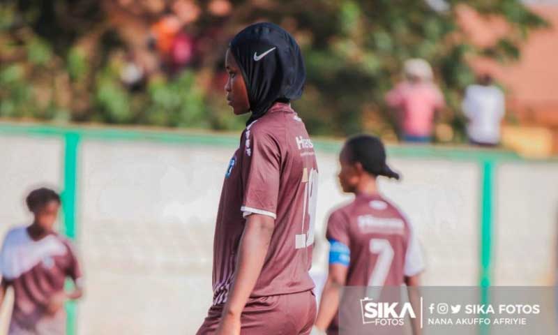 WPL: Northern Ladies' Anatu Sadat is first to play in hijab |  Footy-GHANA.com