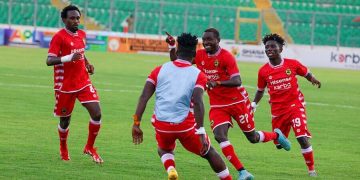 Asante Kotoko players