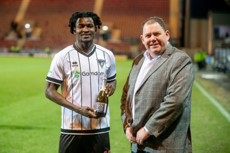 Nurudeen Abdulai (on the left)